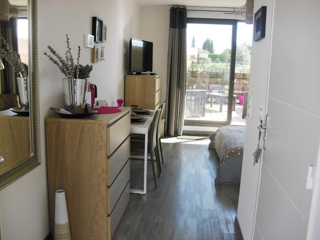 Studio A Deux Pas D'Aix Aix-en-Provence Rom bilde